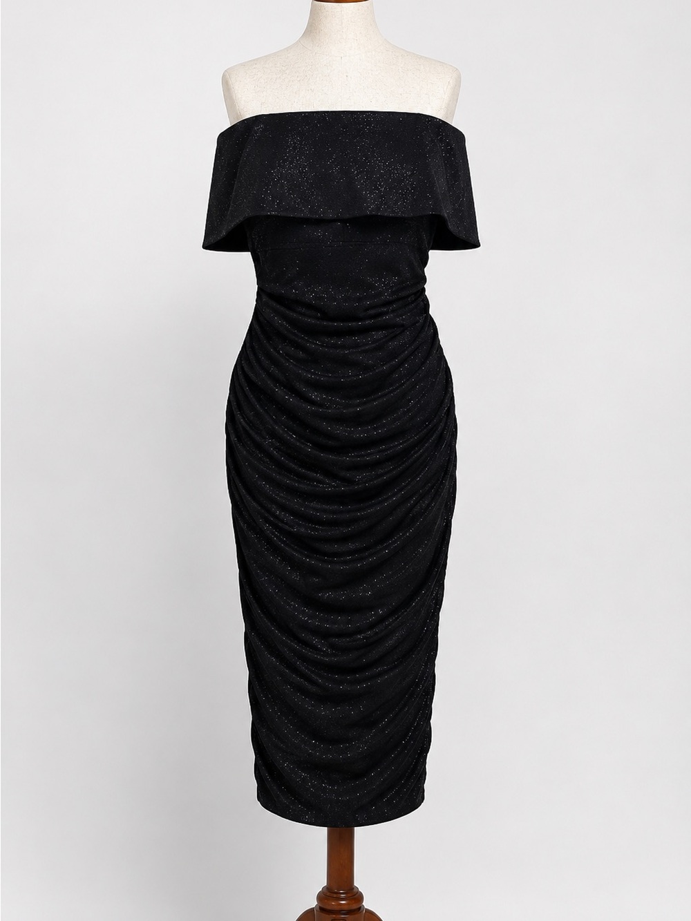 NWT Vince Camuto Size 4 off the shoulder strapless black shimmery. Prom. Wedding